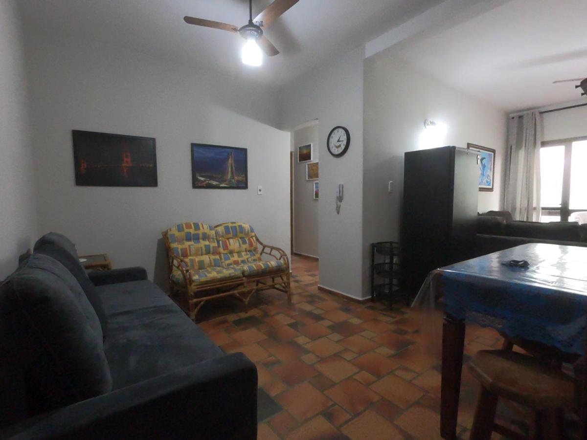 Excelente Localizacao, 400 Metros Da Praia Ar Condicionado E Wi-Fi Apartment อูบาตูบา ภายนอก รูปภาพ